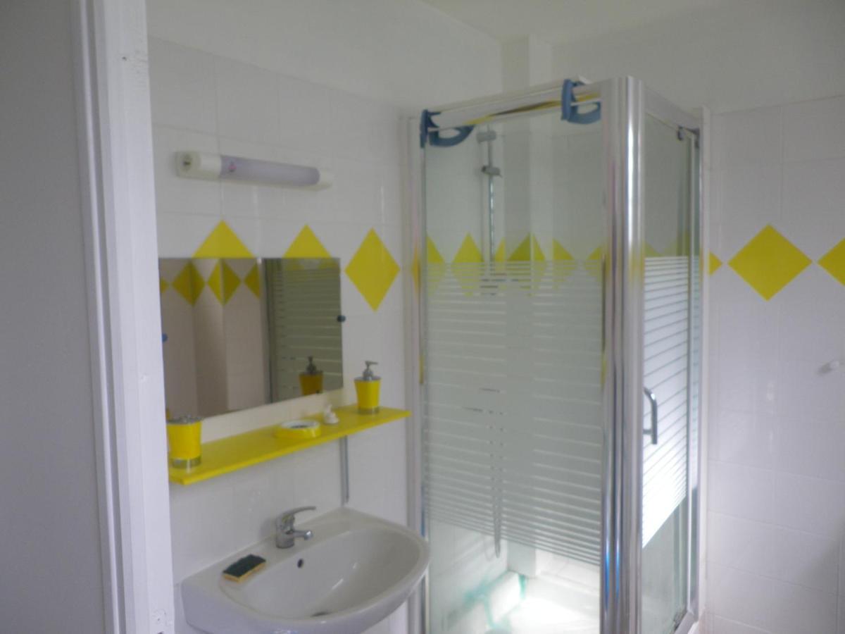 Immeuble Nebot Apartment Grand-Bourg  Bagian luar foto