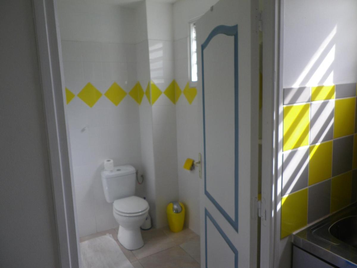 Immeuble Nebot Apartment Grand-Bourg  Bagian luar foto