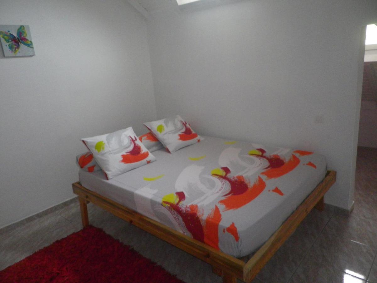 Immeuble Nebot Apartment Grand-Bourg  Bagian luar foto