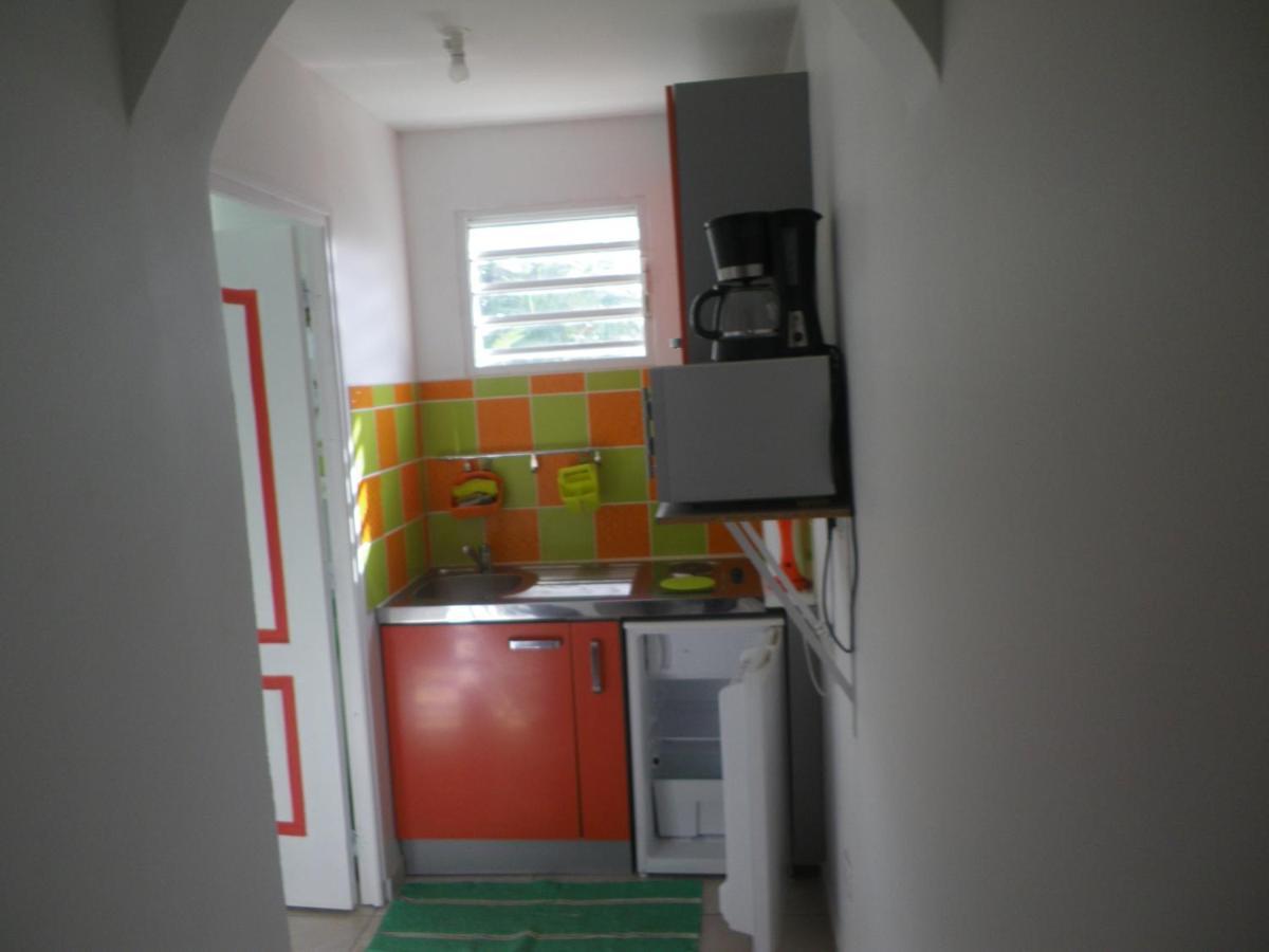 Immeuble Nebot Apartment Grand-Bourg  Bagian luar foto